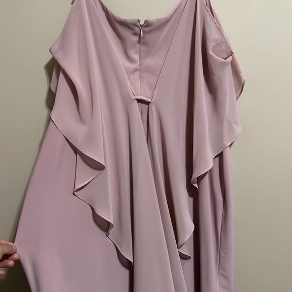 Beautiful pink le chateau dress with cape style. Size XXL. - Picture 3 of 3
